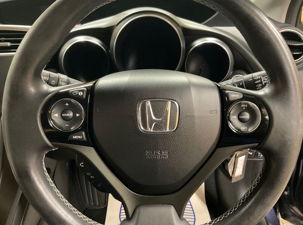 Used Honda Civic 2015 for sale - 76080757: Photo 30