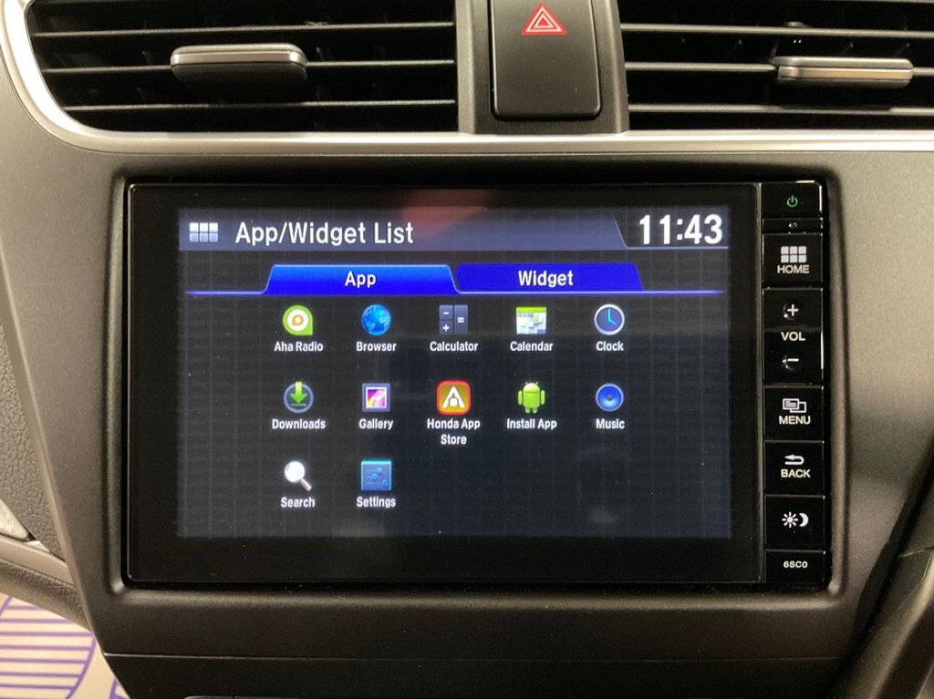 Used Honda Civic 2015 for sale - 76080757: Photo 40