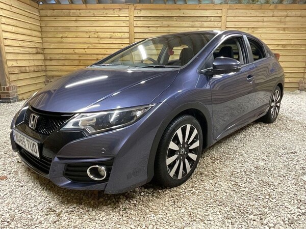 Used Honda Civic 2015 for sale - 76080757: Photo 4