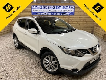 Used Nissan Qashqai 2014 for sale - 75937684: Photo