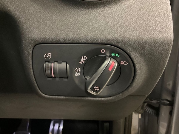 Used Audi A1 2015 for sale - 75444180: Photo 34