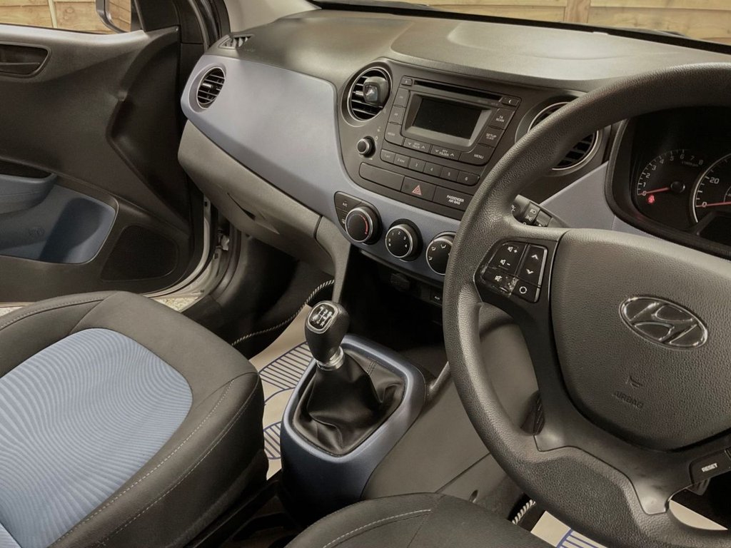 Used Hyundai i10 2017 for sale - 77263580: Photo 12