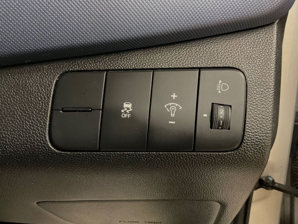 Used Hyundai i10 2017 for sale - 77263580: Photo 31