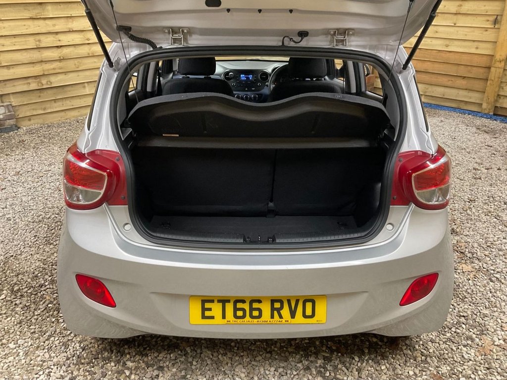 Used Hyundai i10 2017 for sale - 77879346: Photo 38