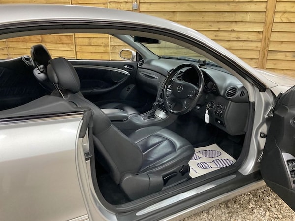 Used Mercedes-Benz CLK 2003 for sale - 76245235: Photo 13