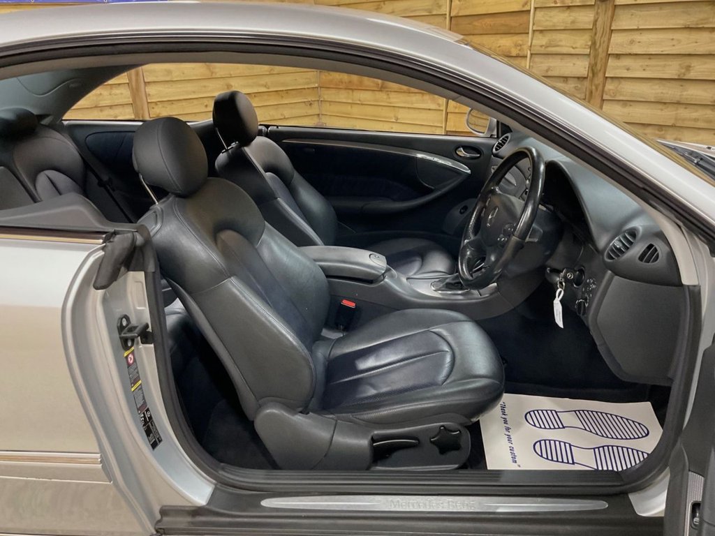 Used Mercedes-Benz CLK 2003 for sale - 76245235: Photo 14