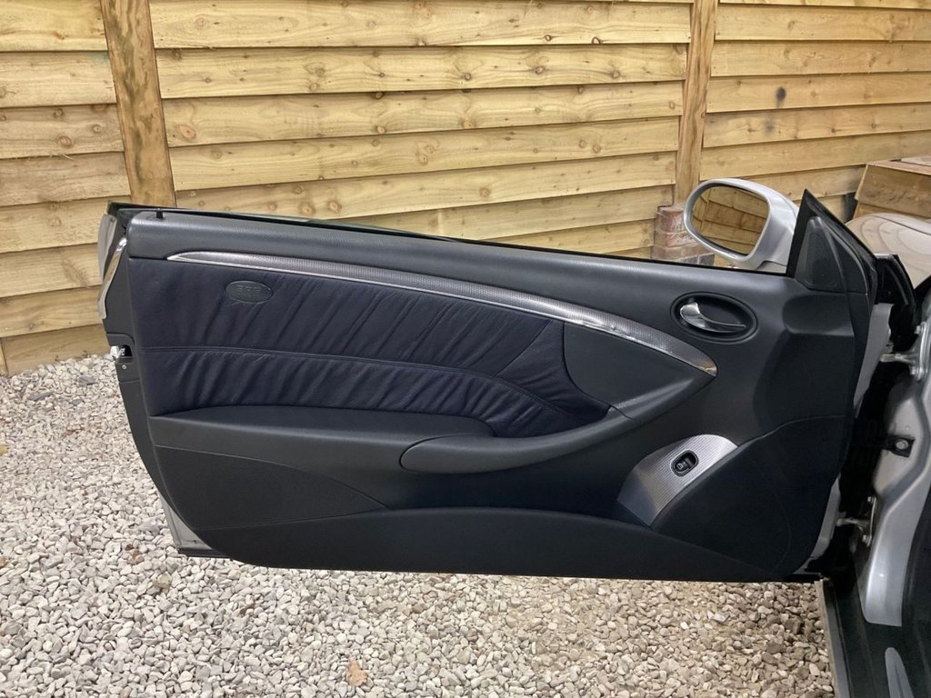 Used Mercedes-Benz CLK 2003 for sale - 76245235: Photo 19