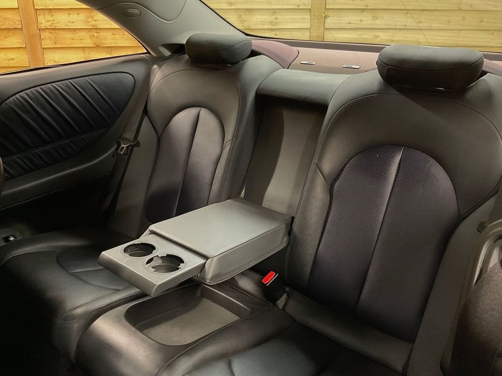 Used Mercedes-Benz CLK 2003 for sale - 76245235: Photo 23