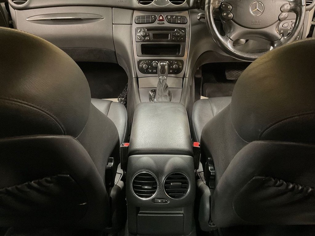 Used Mercedes-Benz CLK 2003 for sale - 76245235: Photo 24