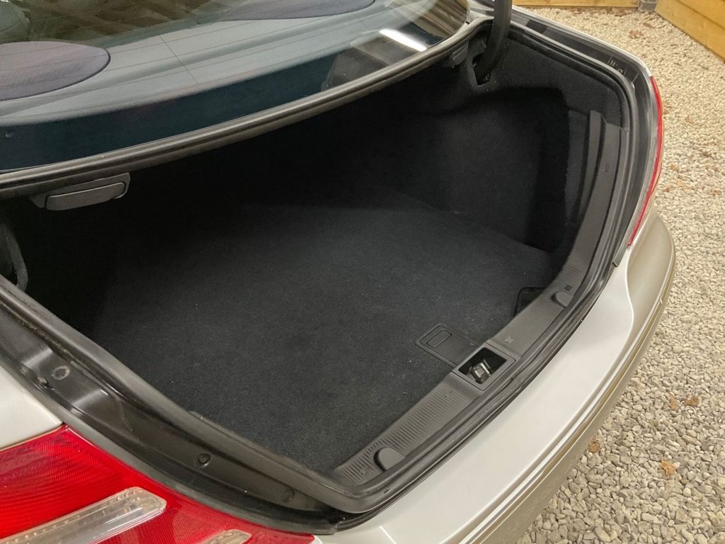 Used Mercedes-Benz CLK 2003 for sale - 76245235: Photo 39