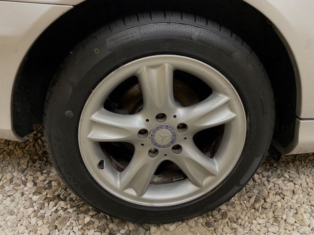 Used Mercedes-Benz CLK 2003 for sale - 76245235: Photo 46