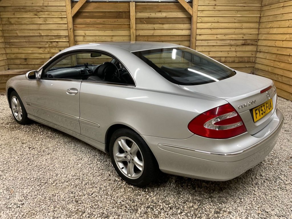 Used Mercedes-Benz CLK 2003 for sale - 76245235: Photo 6