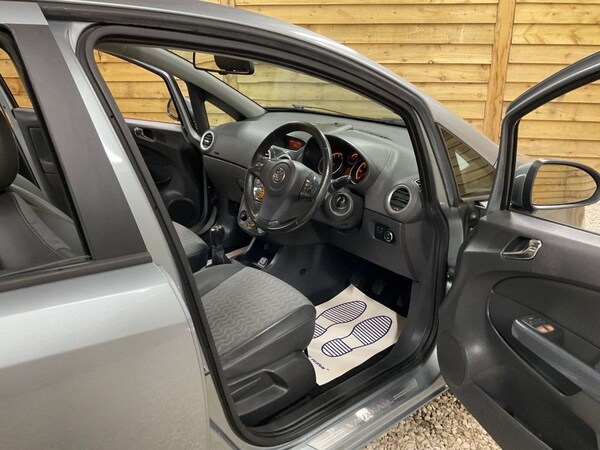 Used Vauxhall Corsa 2011 for sale - 75286820: Photo 12