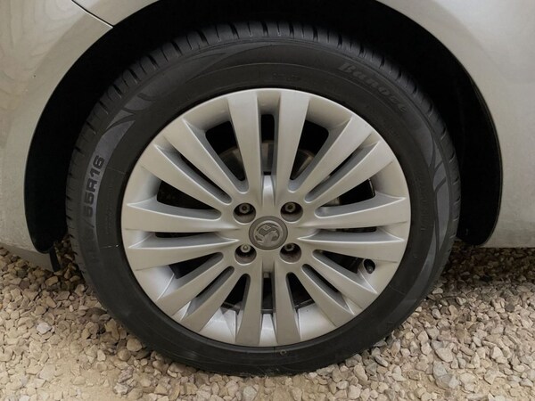Used Vauxhall Corsa 2011 for sale - 75286820: Photo 42