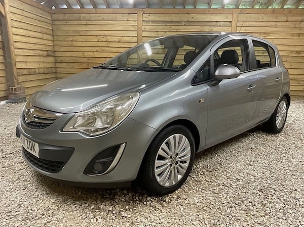 Used Vauxhall Corsa 2011 for sale - 75286820: Photo 5