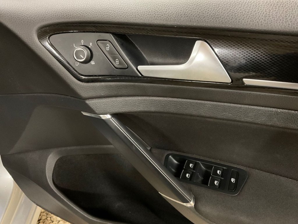 Used Volkswagen Golf 2014 for sale - 77153502: Photo 10