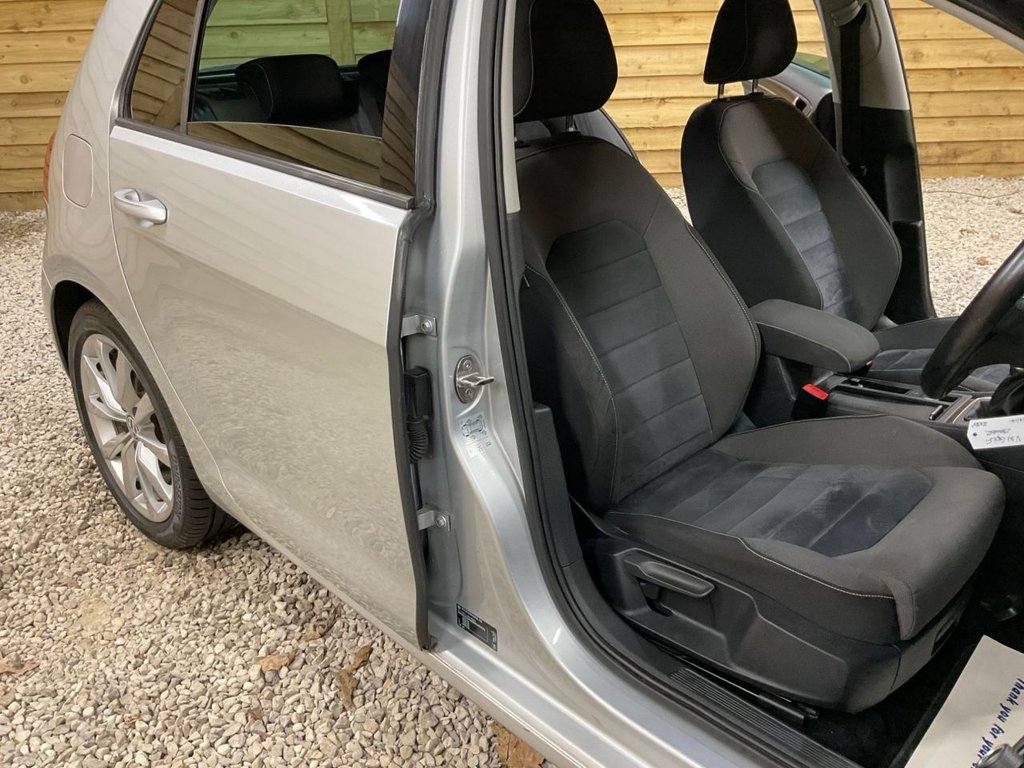 Used Volkswagen Golf 2014 for sale - 77153502: Photo 14