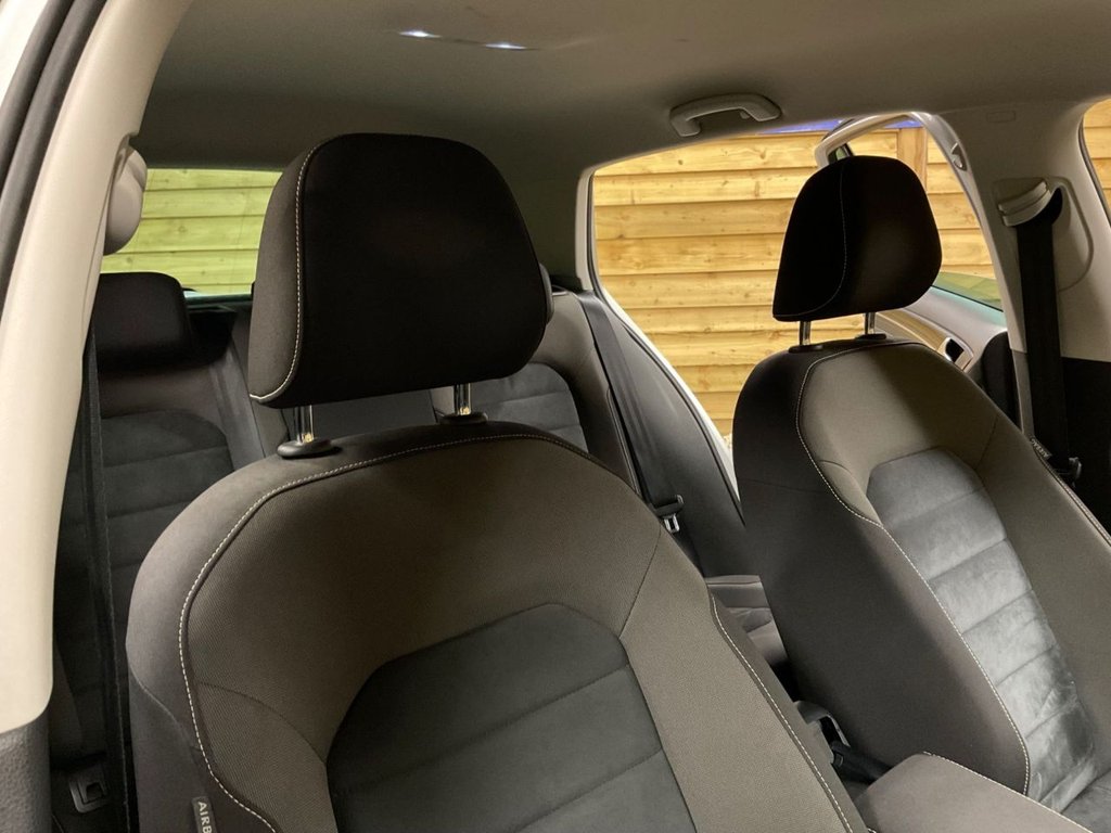 Used Volkswagen Golf 2014 for sale - 77153502: Photo 15