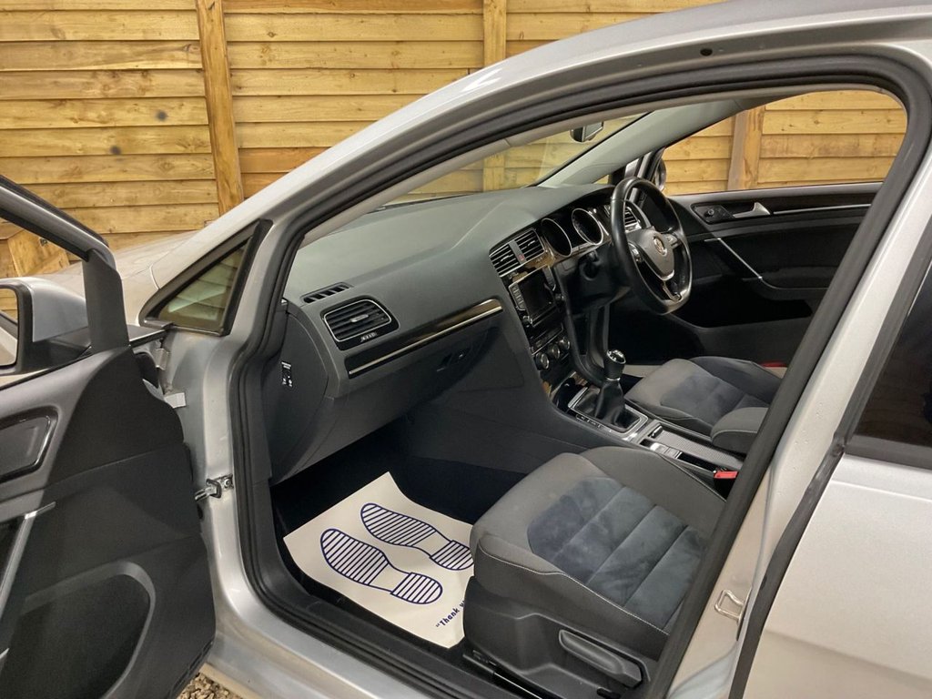 Used Volkswagen Golf 2014 for sale - 77153502: Photo 19