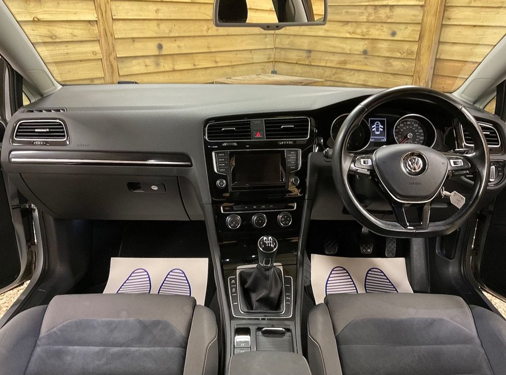 Used Volkswagen Golf 2014 for sale - 77153502: Photo 25