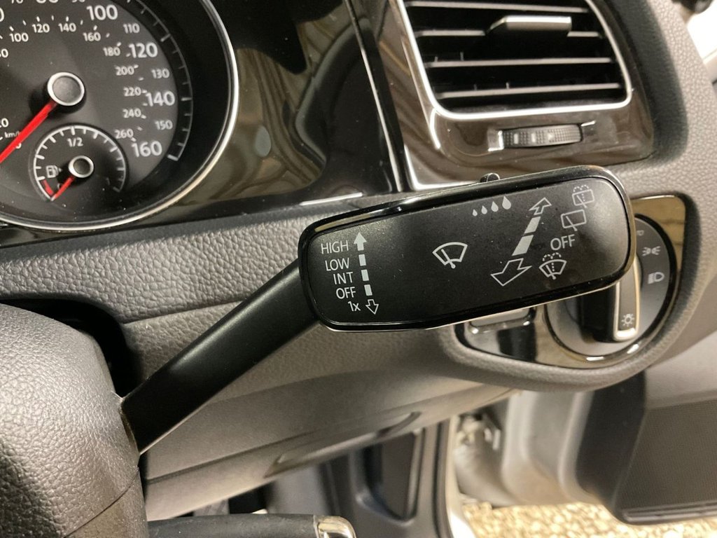 Used Volkswagen Golf 2014 for sale - 77153502: Photo 30