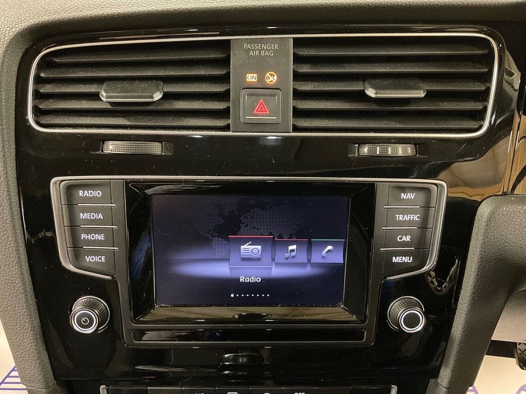 Used Volkswagen Golf 2014 for sale - 77153502: Photo 33