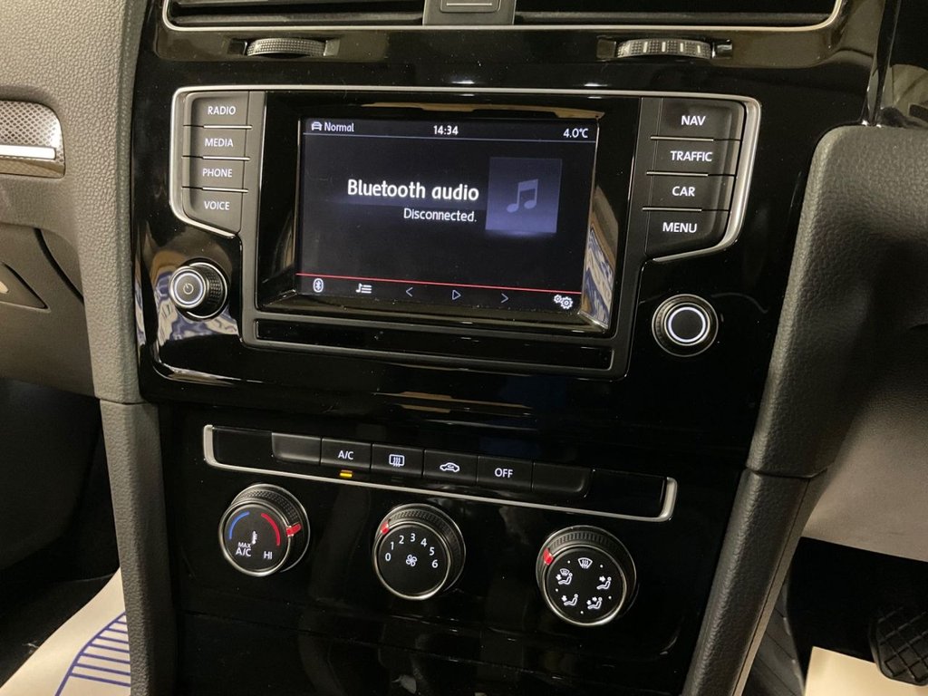 Used Volkswagen Golf 2014 for sale - 77153502: Photo 36