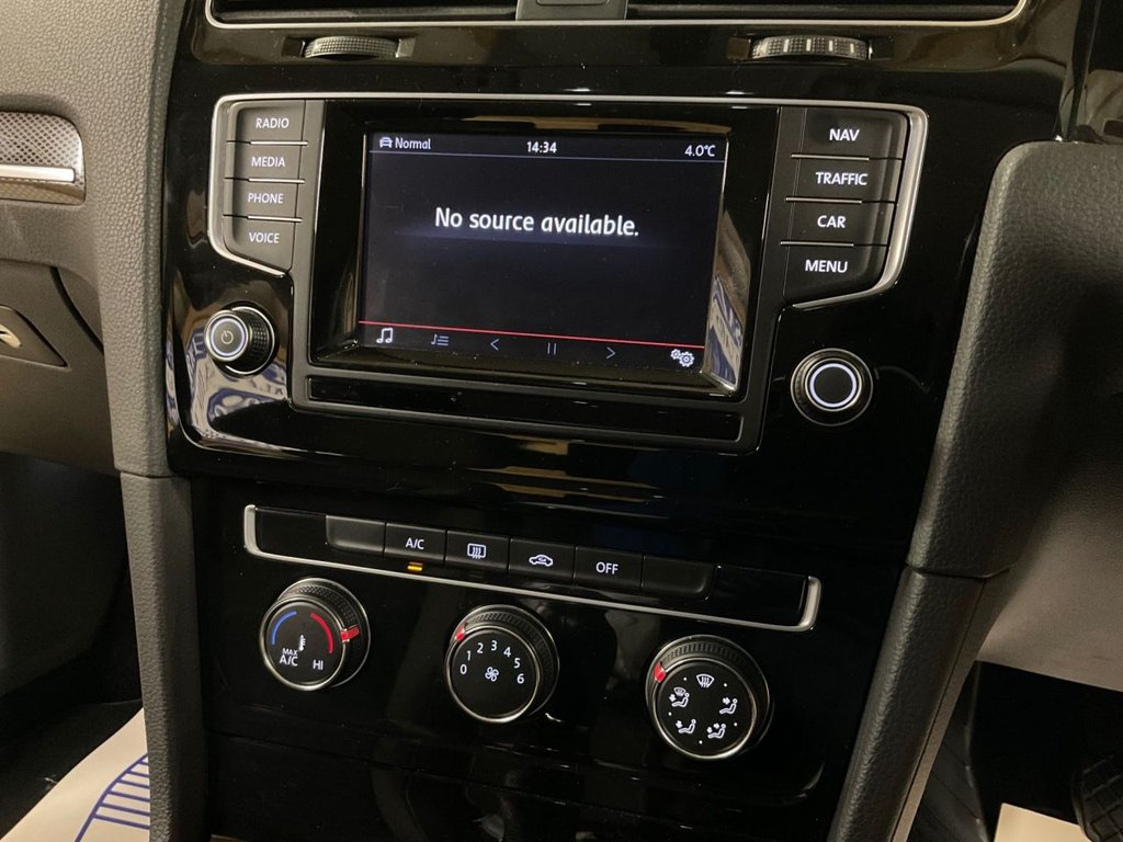 Used Volkswagen Golf 2014 for sale - 77153502: Photo 37