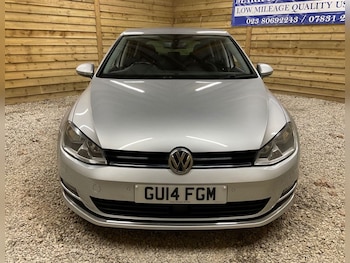 Used Volkswagen Golf 2014 for sale - 77153502: Photo
