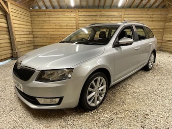 Used Skoda Octavia 2014 for sale - 78738365: Photo