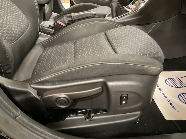 Used Vauxhall Astra 2018 for sale - 75596681: Photo 15