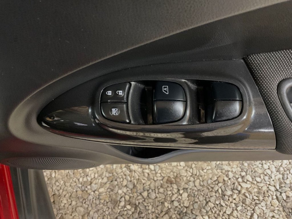 Used Nissan Juke 2014 for sale - 76430185: Photo 10