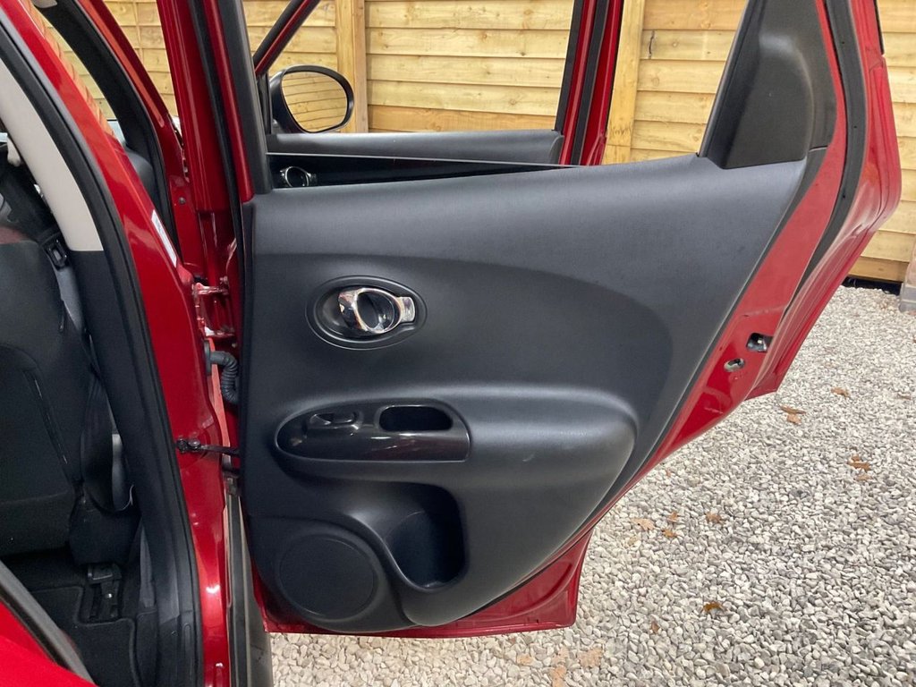 Used Nissan Juke 2014 for sale - 76430185: Photo 15