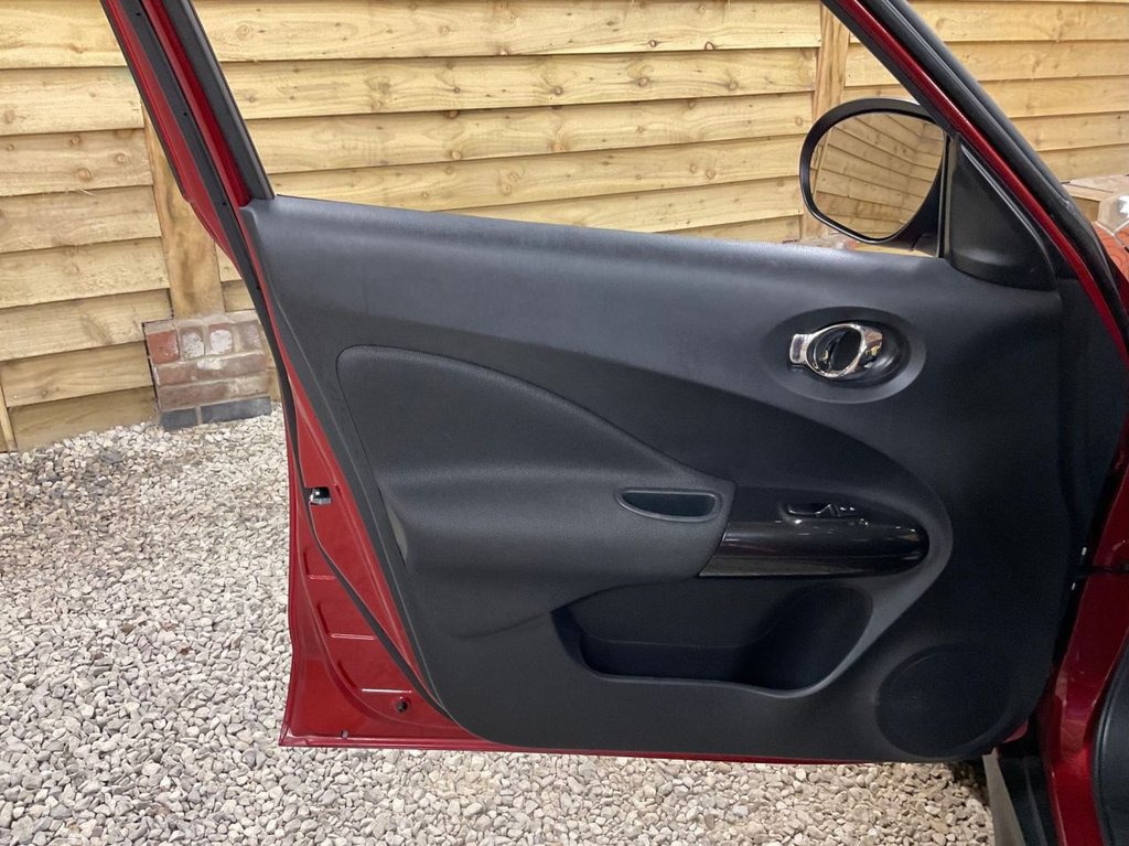 Used Nissan Juke 2014 for sale - 76430185: Photo 17