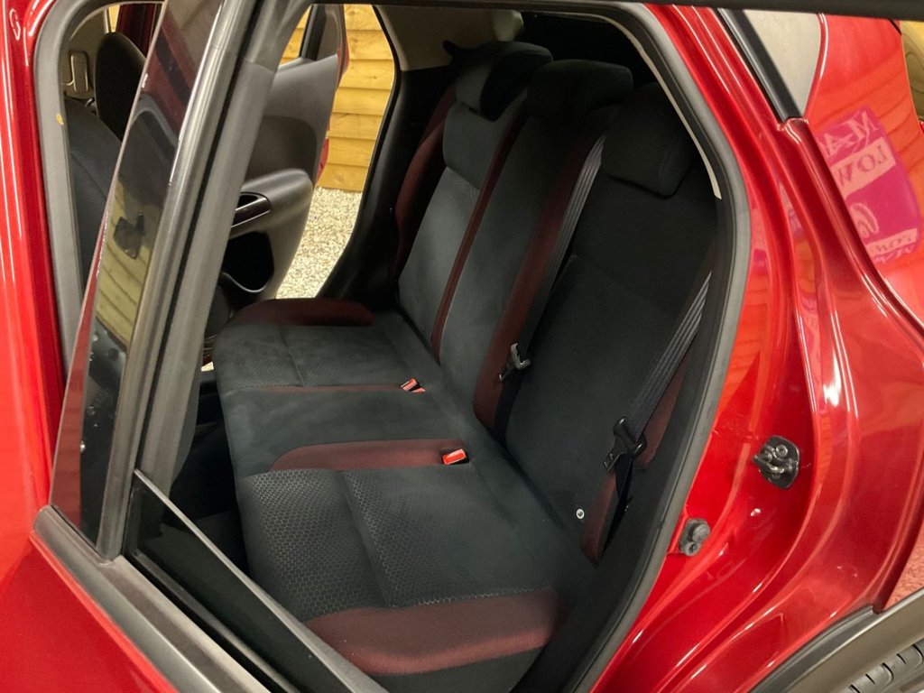 Used Nissan Juke 2014 for sale - 76430185: Photo 22