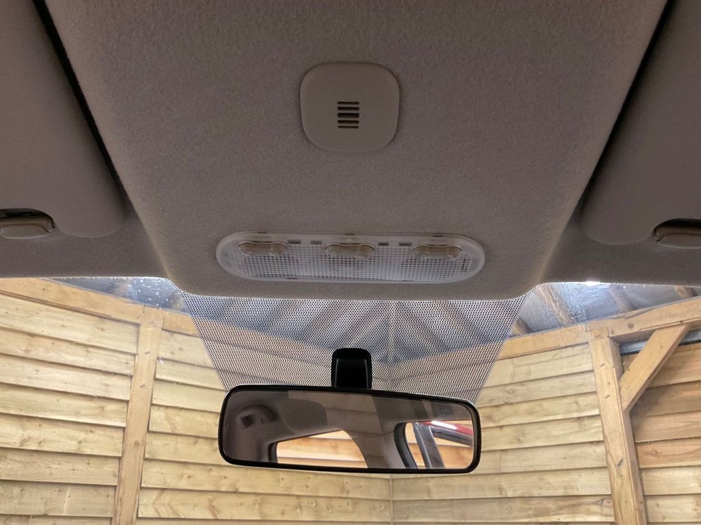 Used Nissan Juke 2014 for sale - 76430185: Photo 27