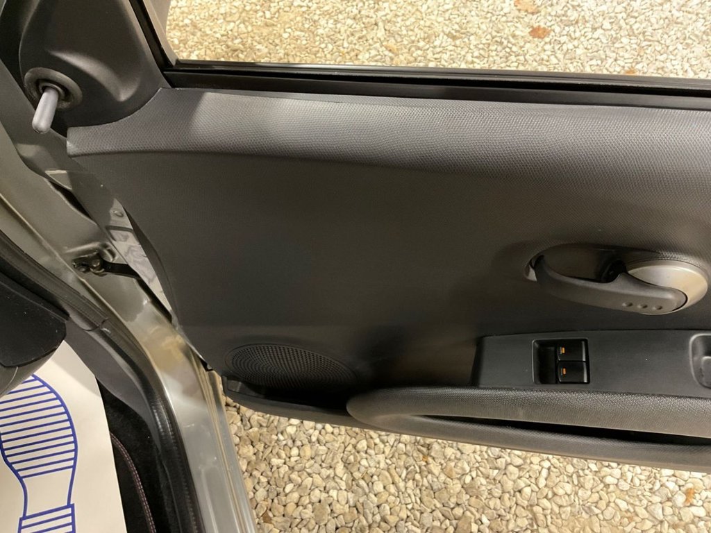 Used Nissan Micra 2007 for sale - 76439086: Photo 11