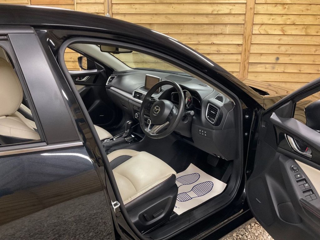 Used Mazda Mazda3 2014 for sale - 77668847: Photo 13