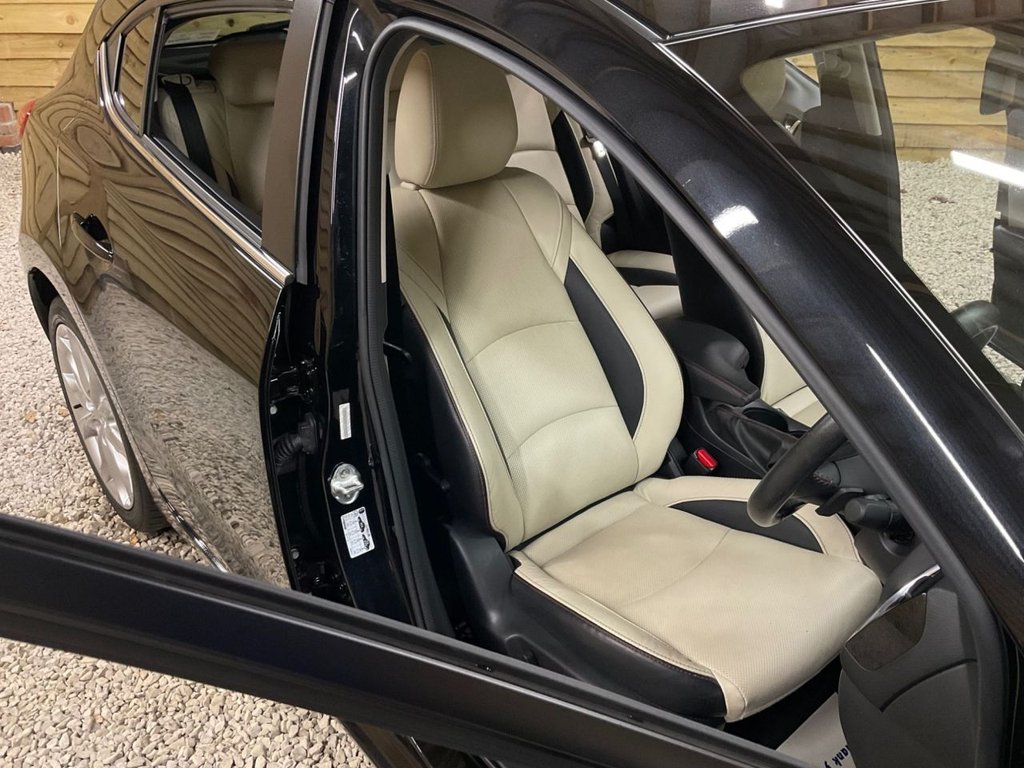 Used Mazda Mazda3 2014 for sale - 77668847: Photo 16