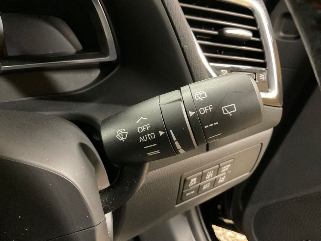 Used Mazda Mazda3 2014 for sale - 77668847: Photo 35