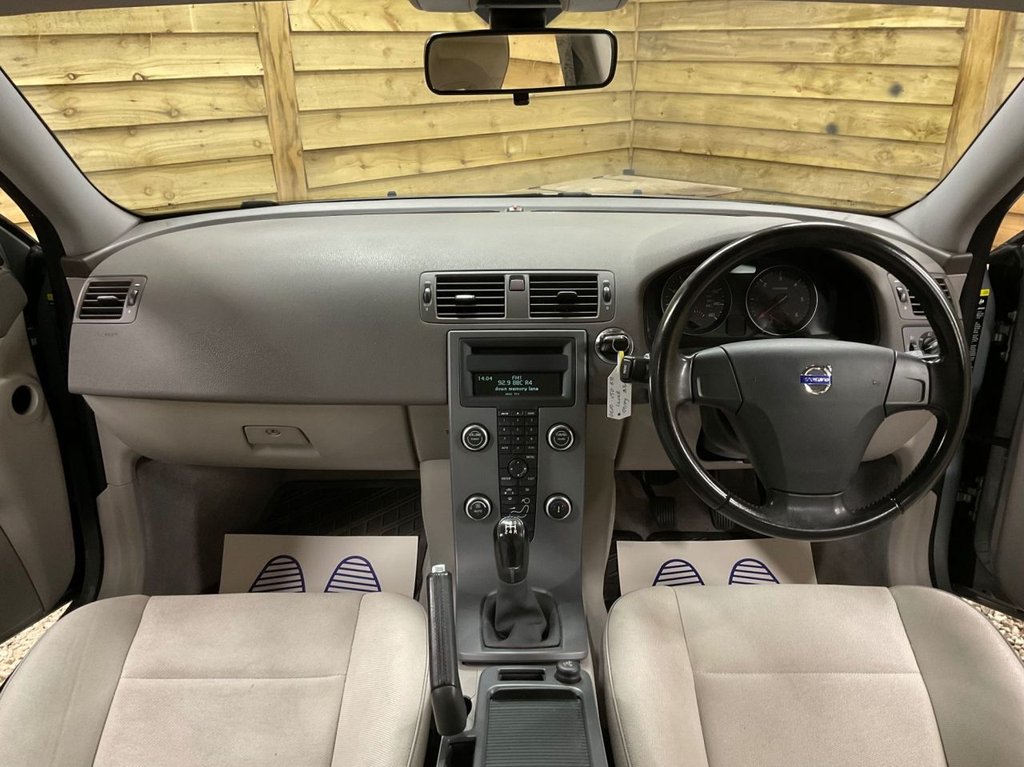 Used Volvo V50 2009 for sale - 77583120: Photo 29