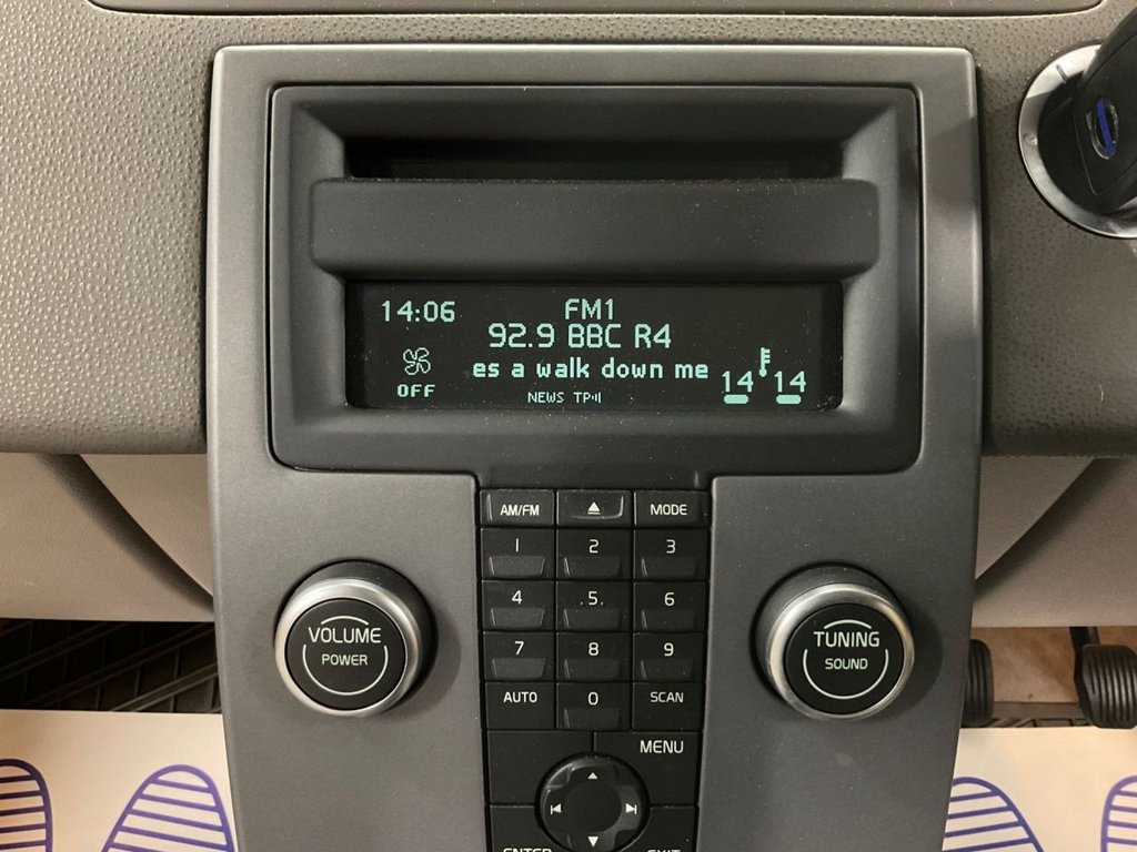 Used Volvo V50 2009 for sale - 77583120: Photo 37