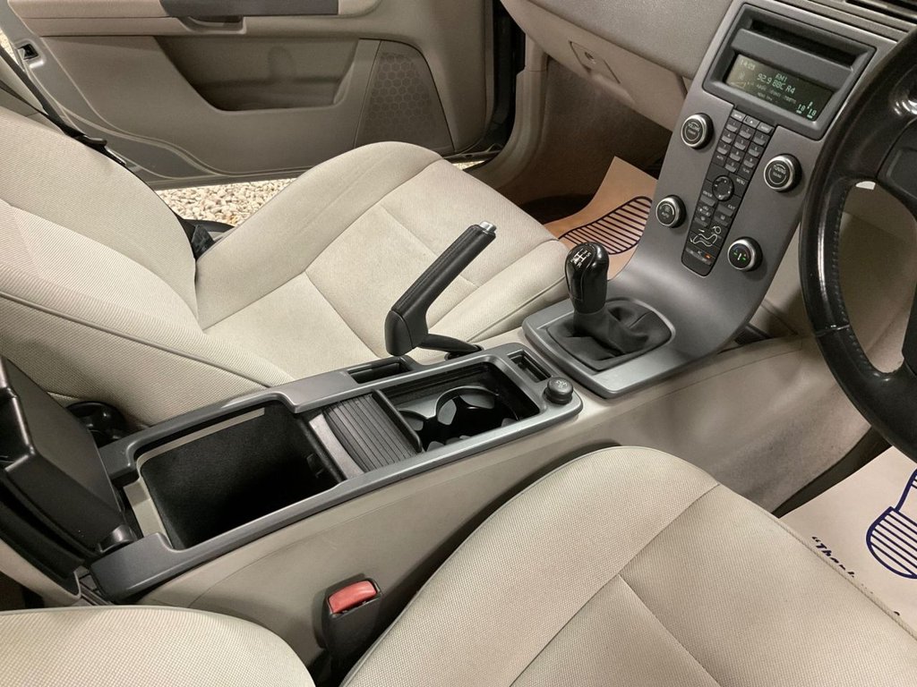 Used Volvo V50 2009 for sale - 77583120: Photo 42