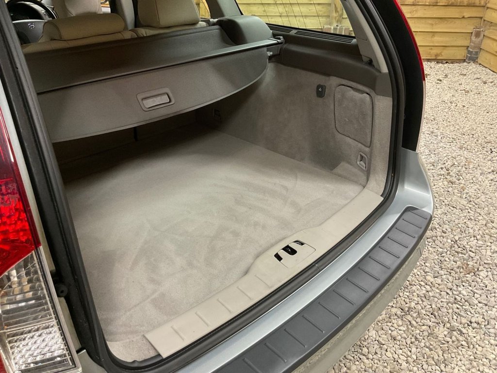 Used Volvo V50 2009 for sale - 77583120: Photo 45