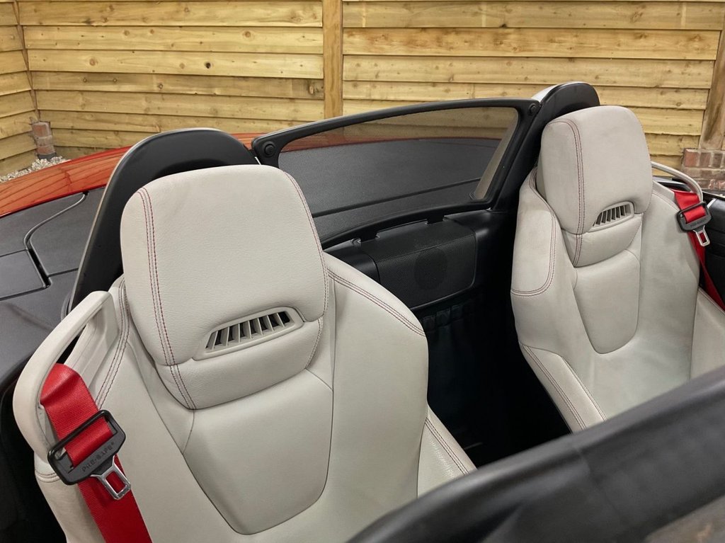 Used Mercedes-Benz SLK 2011 for sale - 76210238: Photo 17