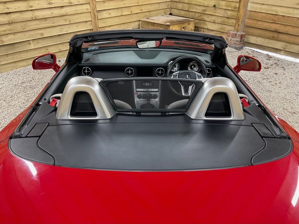 Used Mercedes-Benz SLK 2011 for sale - 76210238: Photo 24