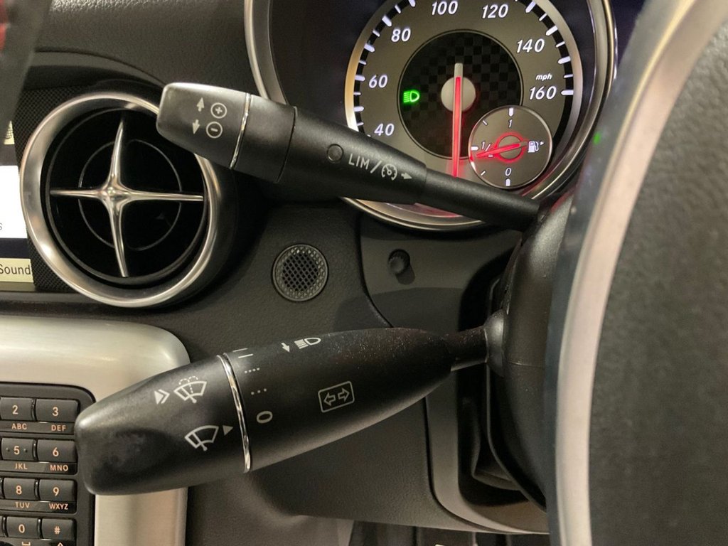 Used Mercedes-Benz SLK 2011 for sale - 76210238: Photo 28