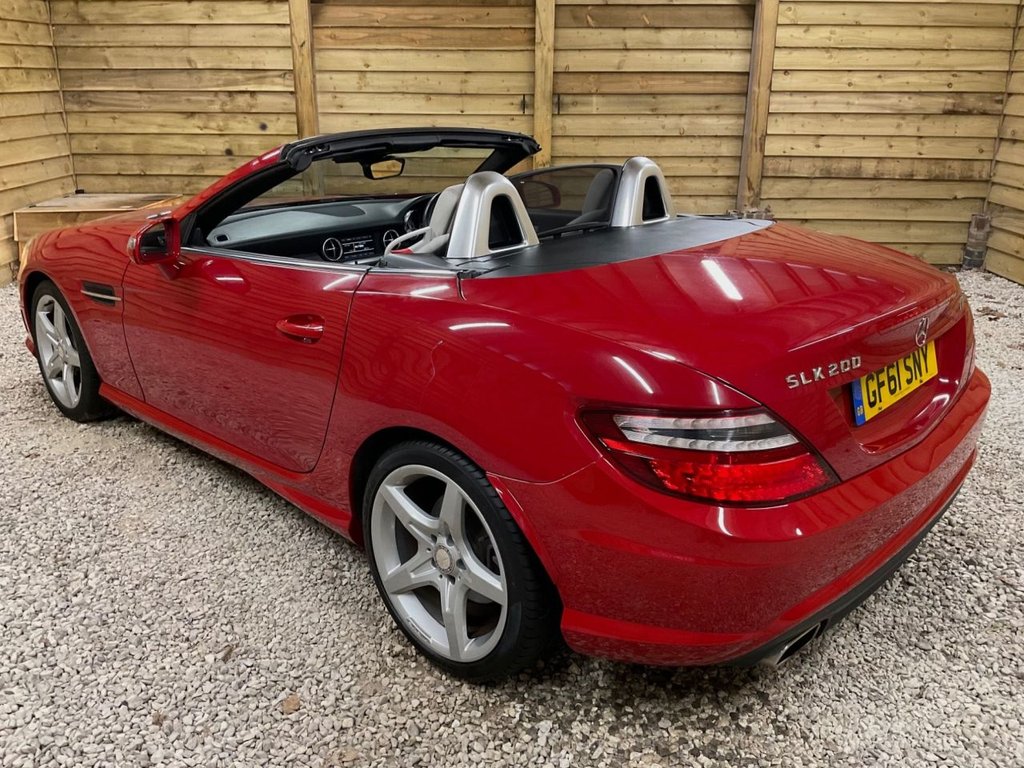 Used Mercedes-Benz SLK 2011 for sale - 76210238: Photo 5