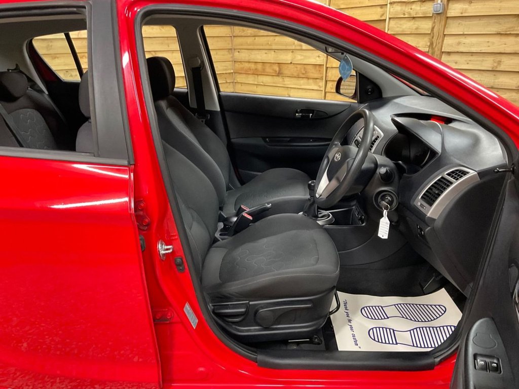 Used Hyundai i20 2009 for sale - 76797868: Photo 12