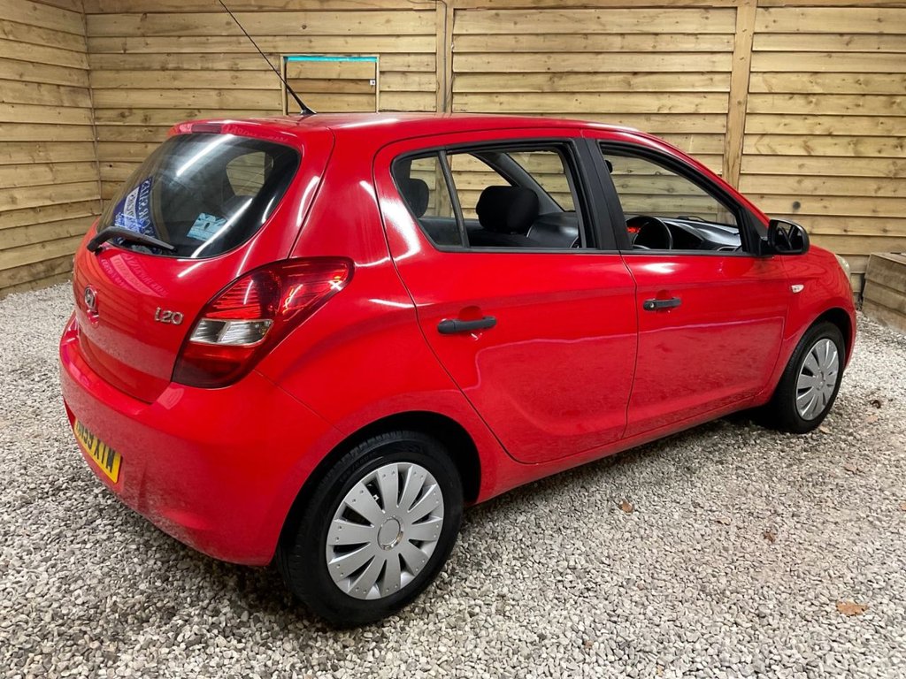 Used Hyundai i20 2009 for sale - 76797868: Photo 7